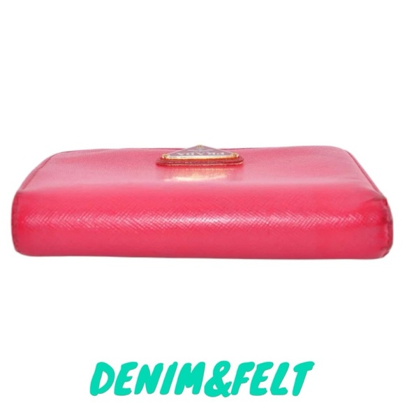 ♥️♥️PRADA Red Saffiano Leather Logo Plate Bi-Fold Wallet | PRELOVED ♥️♥️ - Picture 6 of 12